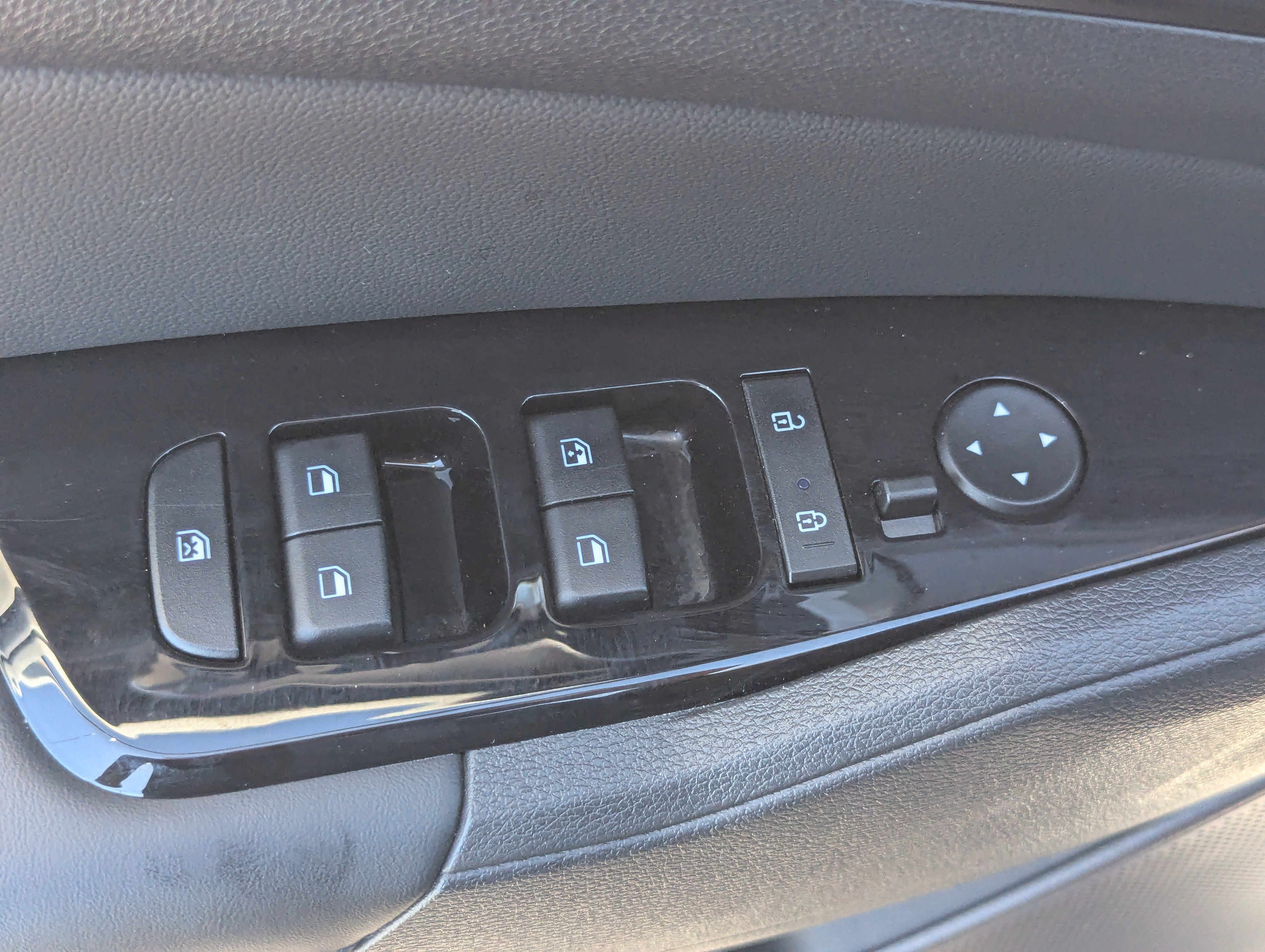 Certified 2023 Kia Sportage EX AWD/4WD image 21