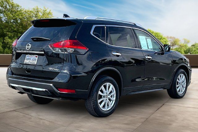 Certified 2017 Nissan Rogue SV w/ SV Premium Package AWD/4WD image 6