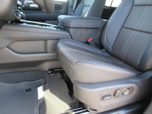 New 2026 Chevrolet Tahoe High Country image 15