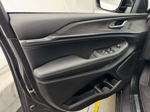 New 2025 Jeep Grand Cherokee Overland w/ Trailer Tow Package image 20