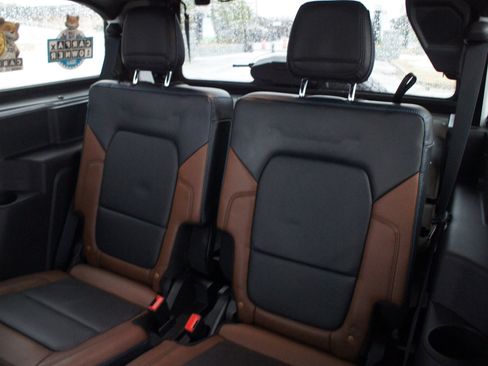 Used 2023 Ford Bronco Outer Banks image 15