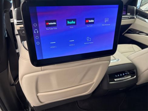 New 2025 Cadillac Escalade ESV Sport w/ Touring Package image 22