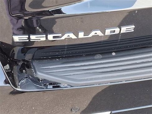 New 2026 Cadillac Escalade Luxury w/ Touring Package image 17