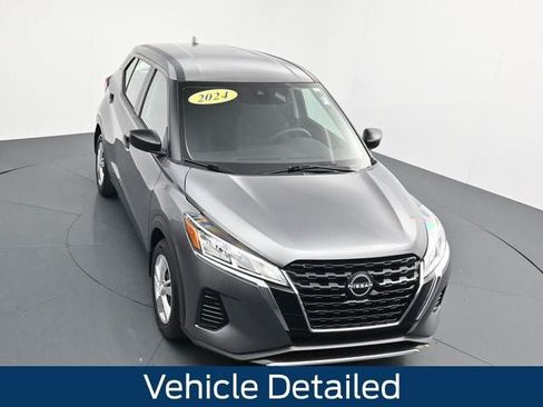 Used 2024 Nissan Kicks S FWD image 20