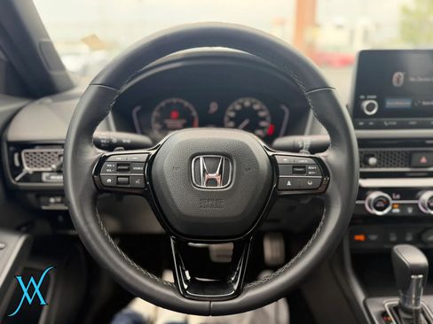 Used 2025 Honda Civic Sport image 30
