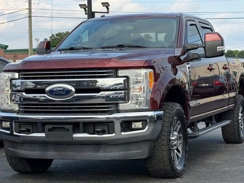 Used 2017 Ford F250 Lariat w/ Lariat Value Package AWD/4WD image 13