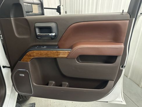 Used 2017 Chevrolet Silverado 2500 High Country w/ Duramax Plus Package image 41