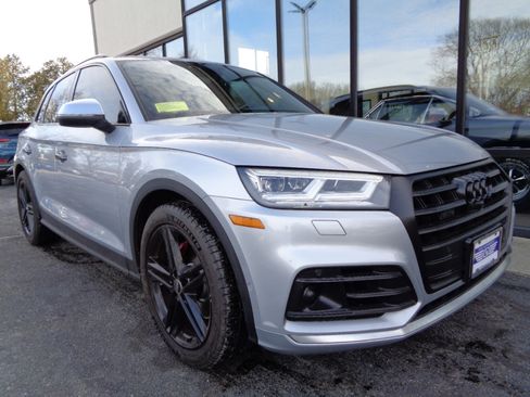 Used 2019 Audi SQ5 Prestige image 3