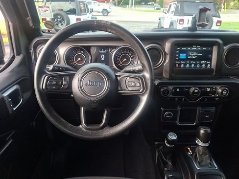 Used 2022 Jeep Wrangler Unlimited Sport AWD/4WD image 11