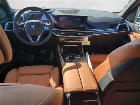 New 2026 BMW X5 sDrive40i image 15