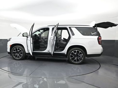 Used 2023 Chevrolet Tahoe RST w/ Luxury Package RWD image 30