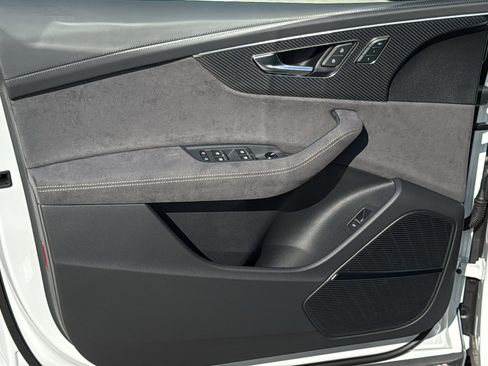 New 2026 Audi RS Q8 performance image 11