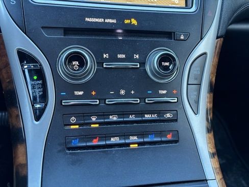 Used 2018 Lincoln MKX Reserve image 18