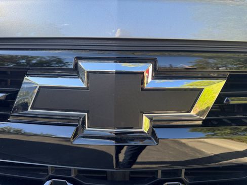 Used 2026 Chevrolet Silverado 1500 LT Trail Boss w/ Convenience Package II AWD/4WD image 11