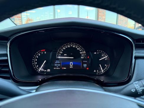 Used 2018 Cadillac XT5 Luxury w/ Driver Awareness Package image 13