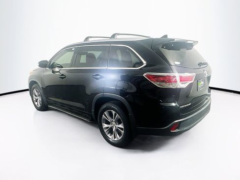 Used 2015 Toyota Highlander XLE image 5