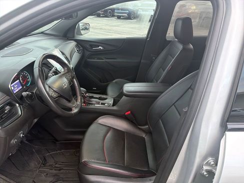Used 2022 Chevrolet Equinox RS w/ RS Leather Package image 12