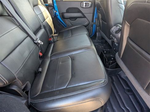 Used 2021 Jeep Wrangler Unlimited Sahara w/ Cold Weather Group image 19