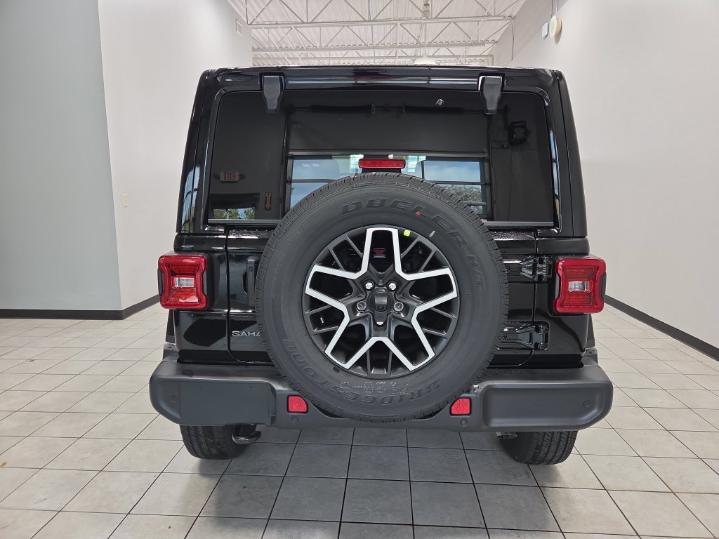 New 2027 Jeep Wrangler Unlimited Sahara AWD/4WD image 7