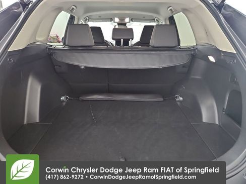 Used 2024 Toyota RAV4 XLE image 30