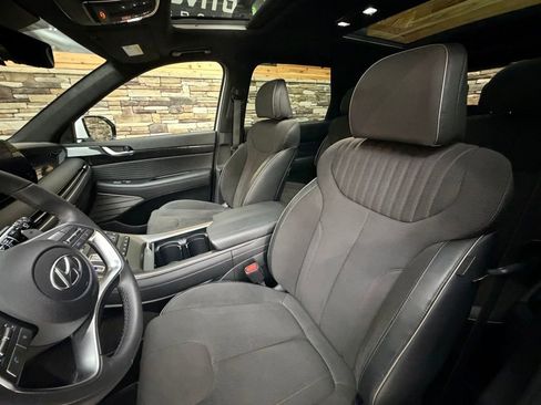 Used 2025 Hyundai Palisade Calligraphy image 12