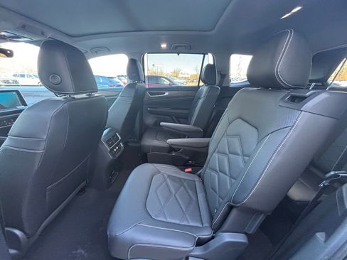 New 2026 Volkswagen Atlas SE image 19