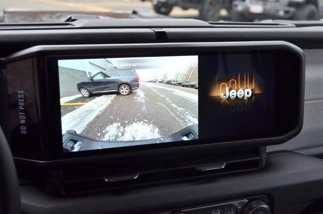 New 2026 Jeep Gladiator Sport AWD/4WD image 28