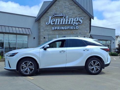 Used 2024 Lexus RX 350 AWD image 2