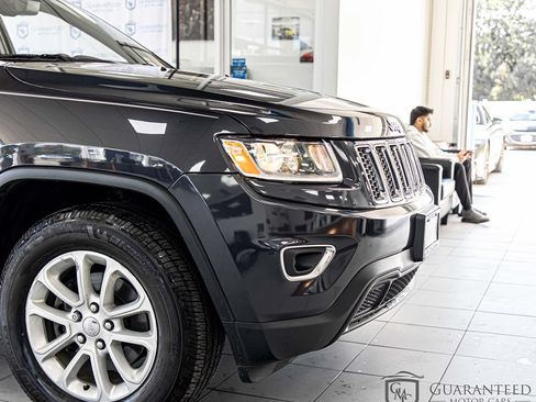 Used 2015 Jeep Grand Cherokee Laredo w/ Quick Order Package 23E AWD/4WD image 4