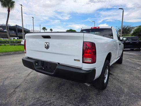 Used 2018 RAM 1500 Express RWD image 9