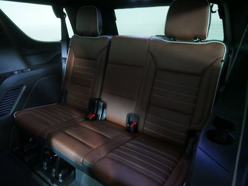 Used 2023 GMC Yukon Denali Ultimate image 22