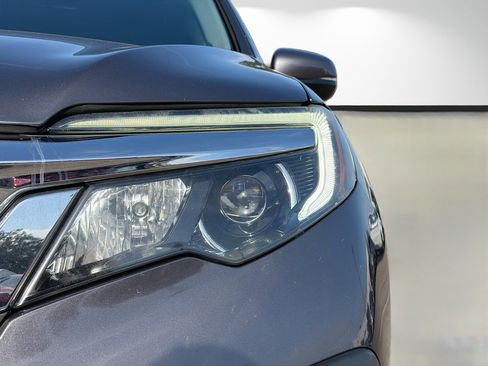 Used 2020 Honda Pilot EX image 9