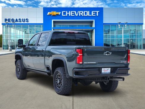 New 2026 Chevrolet Silverado 2500 ZR2 AWD/4WD image 4