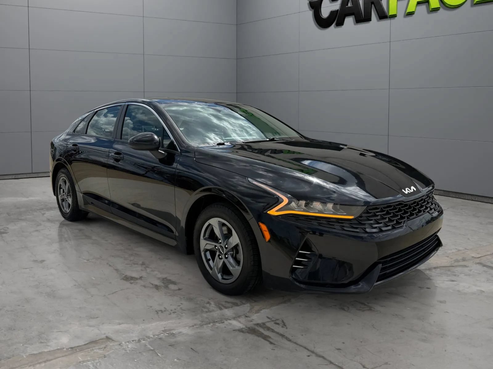 Used 2022 Kia K5 LXS FWD image 4