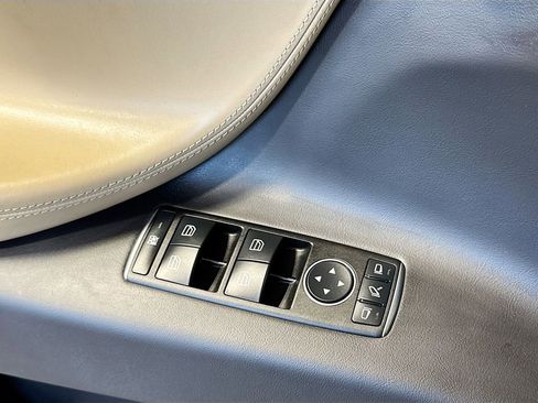 Used 2016 Tesla Model X Performance image 19