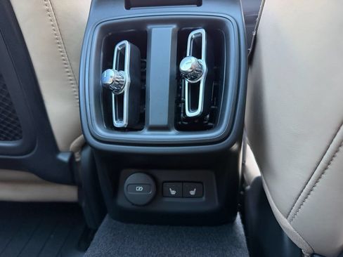 Used 2022 Polestar Polestar 2 w/ Plus Package AWD/4WD image 20