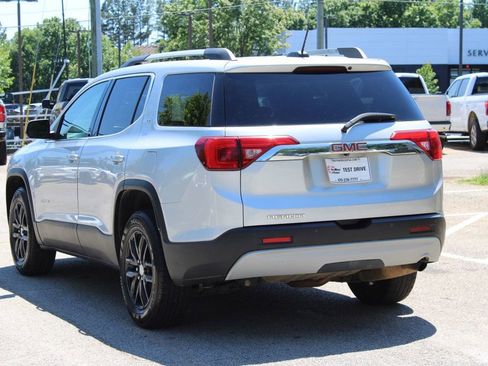 Used 2018 GMC Acadia SLT w/ LPO, Floor Liner Package FWD image 6
