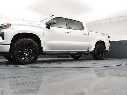 Used 2025 Chevrolet Silverado 1500 RST w/ Convenience Package II image 19