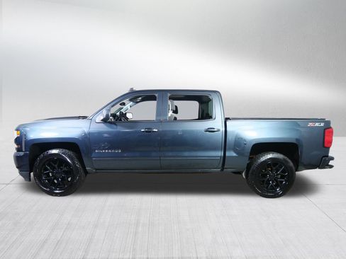Used 2017 Chevrolet Silverado 1500 LT w/ All Star Edition AWD/4WD image 4