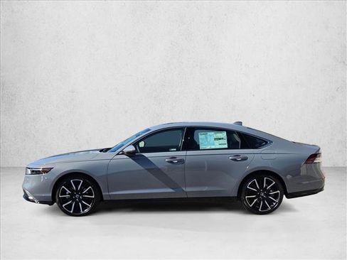 New 2025 Honda Accord Touring image 5