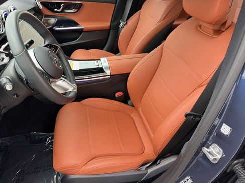 Used 2026 Mercedes-Benz C 300 4MATIC Sedan image 5