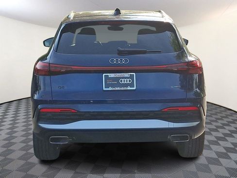 Used 2025 Audi Q5 Premium Plus w/ Premium Plus AWD/4WD image 5