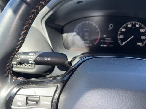 Used 2025 Honda HR-V Sport image 36