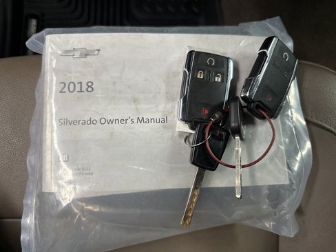 Used 2018 Chevrolet Silverado 1500 LTZ w/ Sport Package image 38