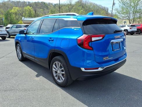 Certified 2024 GMC Terrain SLT AWD/4WD image 3