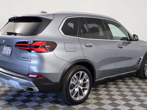 Used 2026 BMW X5 sDrive40i w/ Climate Comfort Package RWD image 4