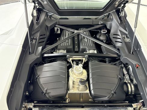Used 2024 Lamborghini Huracan Tecnica image 25