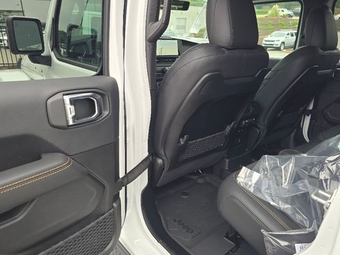 New 2025 Jeep Wrangler Sahara image 5