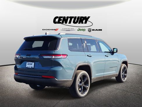 New 2026 Jeep Grand Cherokee L Limited image 3