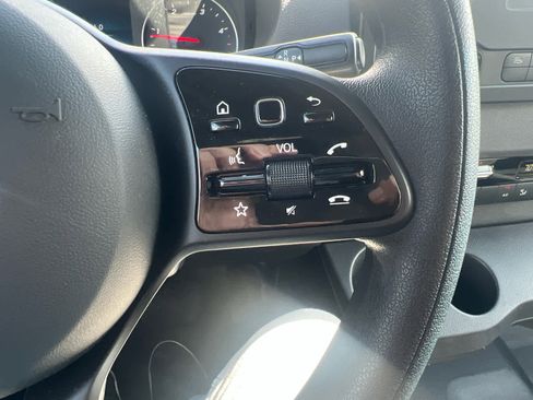 Used 2024 Mercedes-Benz Sprinter 2500 image 15